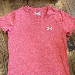 Under Armour ladies Large drifit tshirt NEW